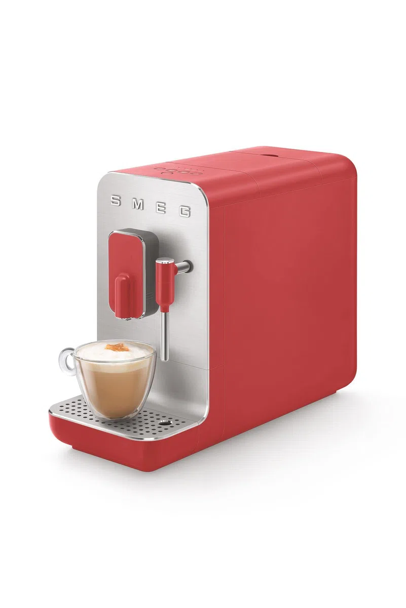 Smeg, Kaffeevollautomat mit Dampffunktion BCC02RDMEU, Dampfdüse, integriertes Mahlwerk, Thermoblocksystem, 1,4 l Tank, 19 Bar Pumpendruck, Kompaktmessungen, 1350W, Rot