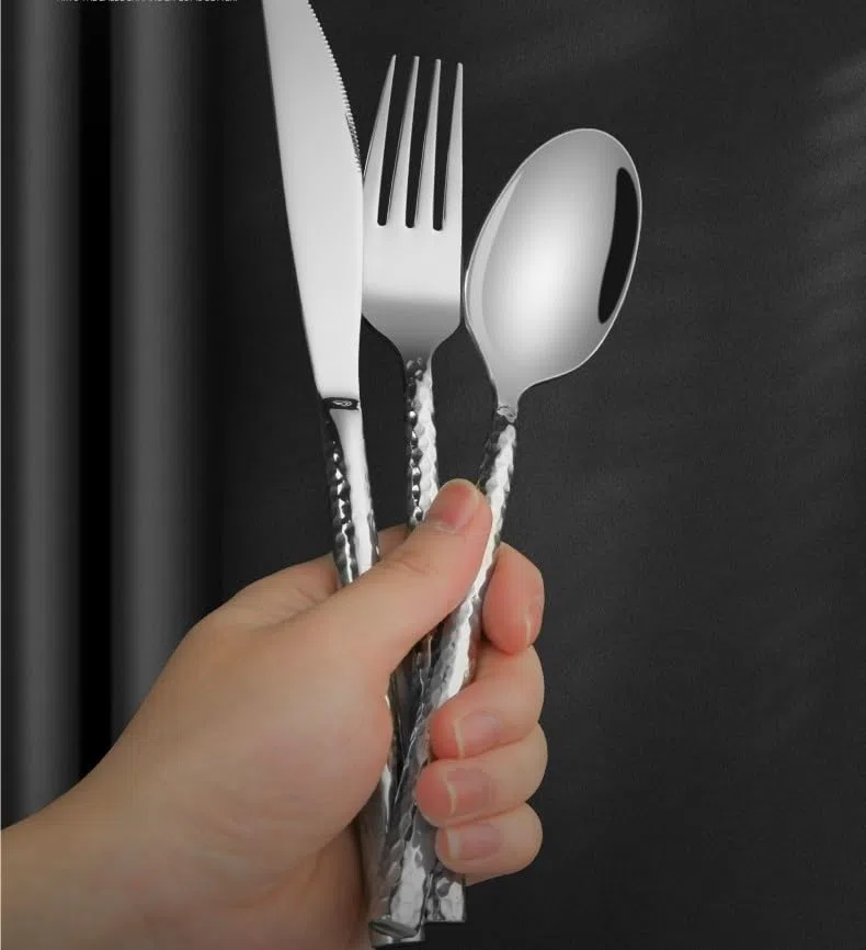 Besteck-Set, 5/20/30/40/50/60-Teilig, Besteck Aus Edelstahl 304, Kreatives Hammermuster, Runder Griff, Leichtes Luxus-Essmesser, Gabel, Löffel, Hotel, Silber,Silver-60 Pieces for 12