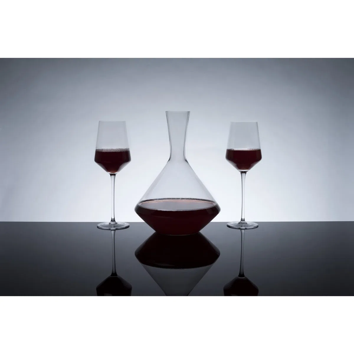 Viski Abgewinkelter Weindekanter, Glaskrug für Rot- und Weißwein, Weinkaraffe, perfekt für Weinliebhaber, 1 Stück, 1,7 l
